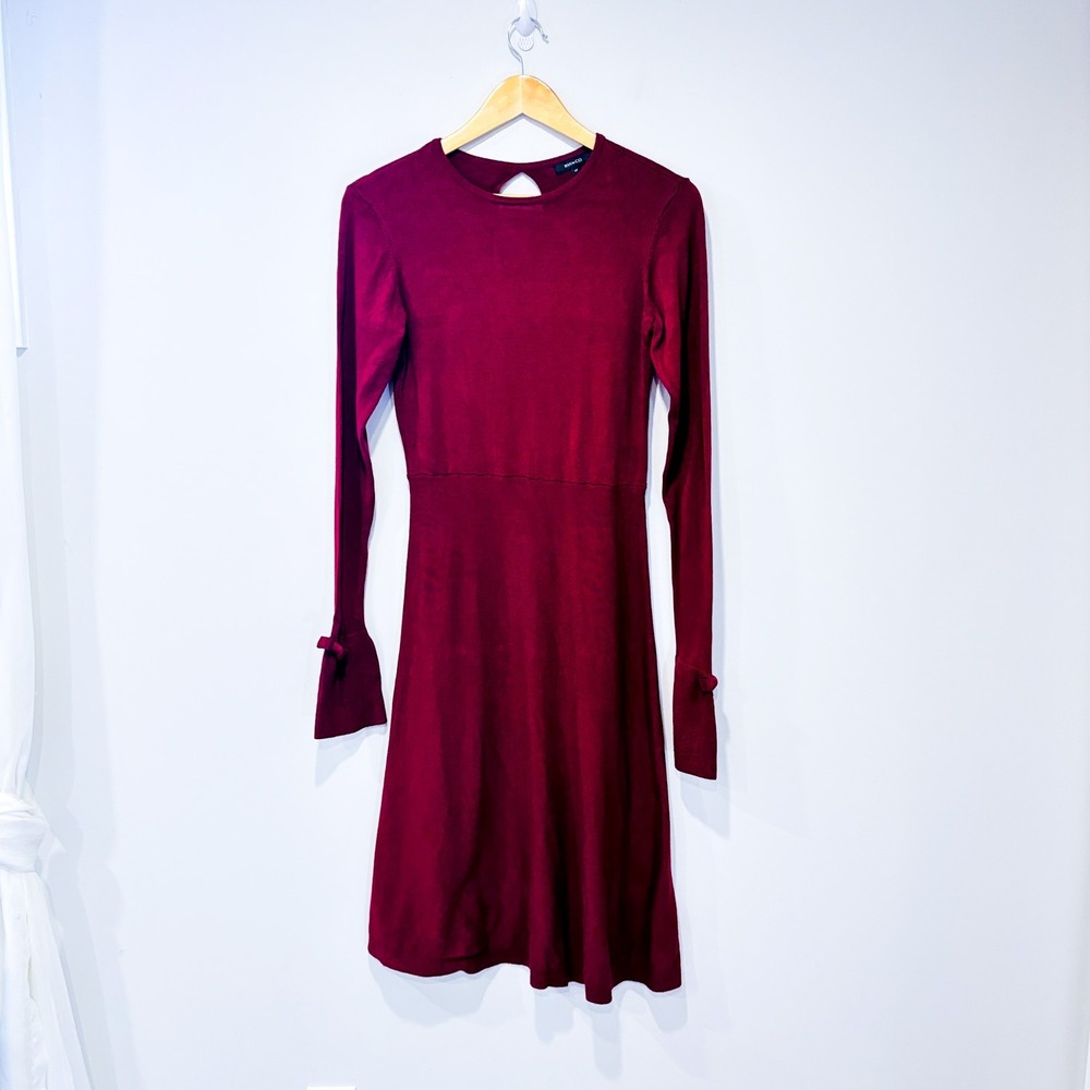 RW&CO Burgundy long sleeve knit dress | Feminine‎ minimalist | Small